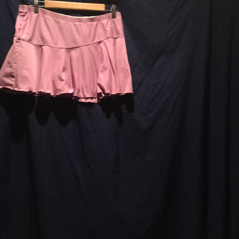 Nike  size m skirt